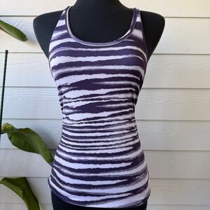 Nike Pro Dri Fit Animal Print Racer‎ Back Scoop Neck Women’s Tank Top Size M